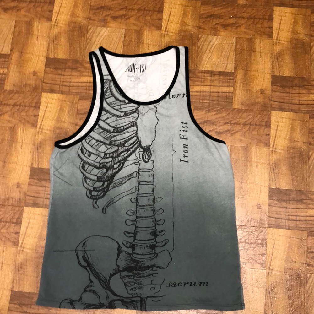 Iron Fist anatomy tank size s